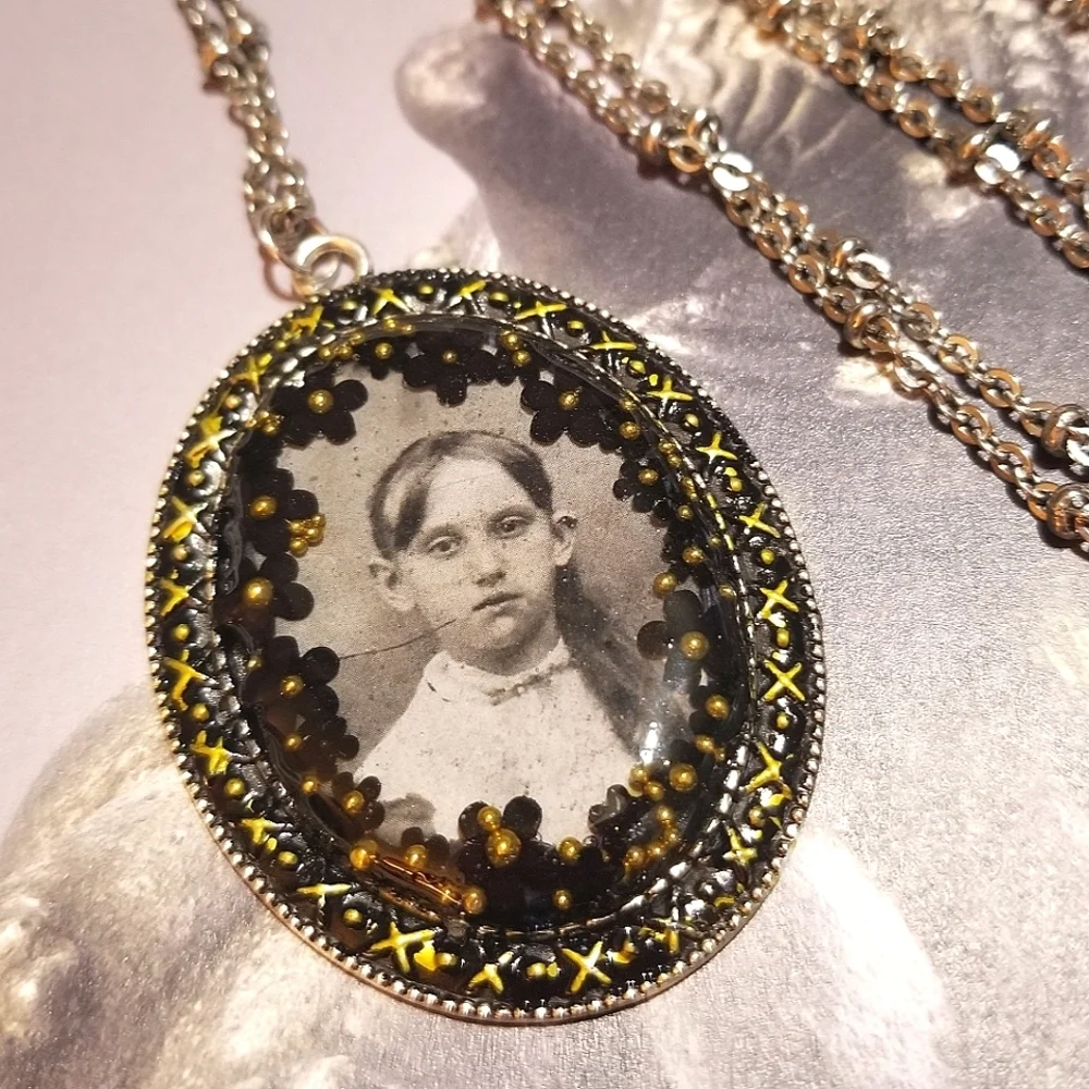 Real VICTORIAN PICTURE MzMax Resin Designs Large Pendant Necklace